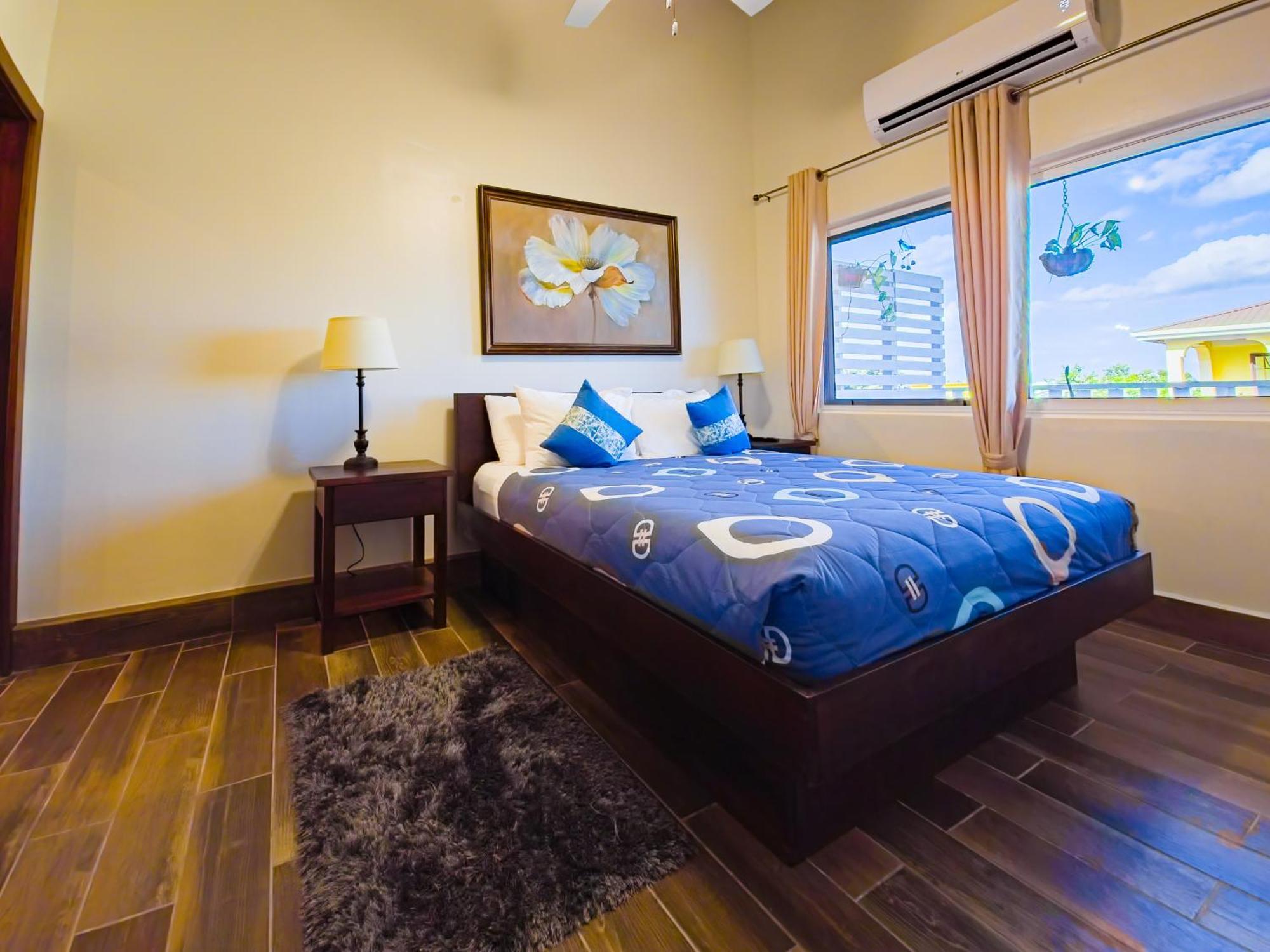 Louis' Apartments Placencia Luaran gambar