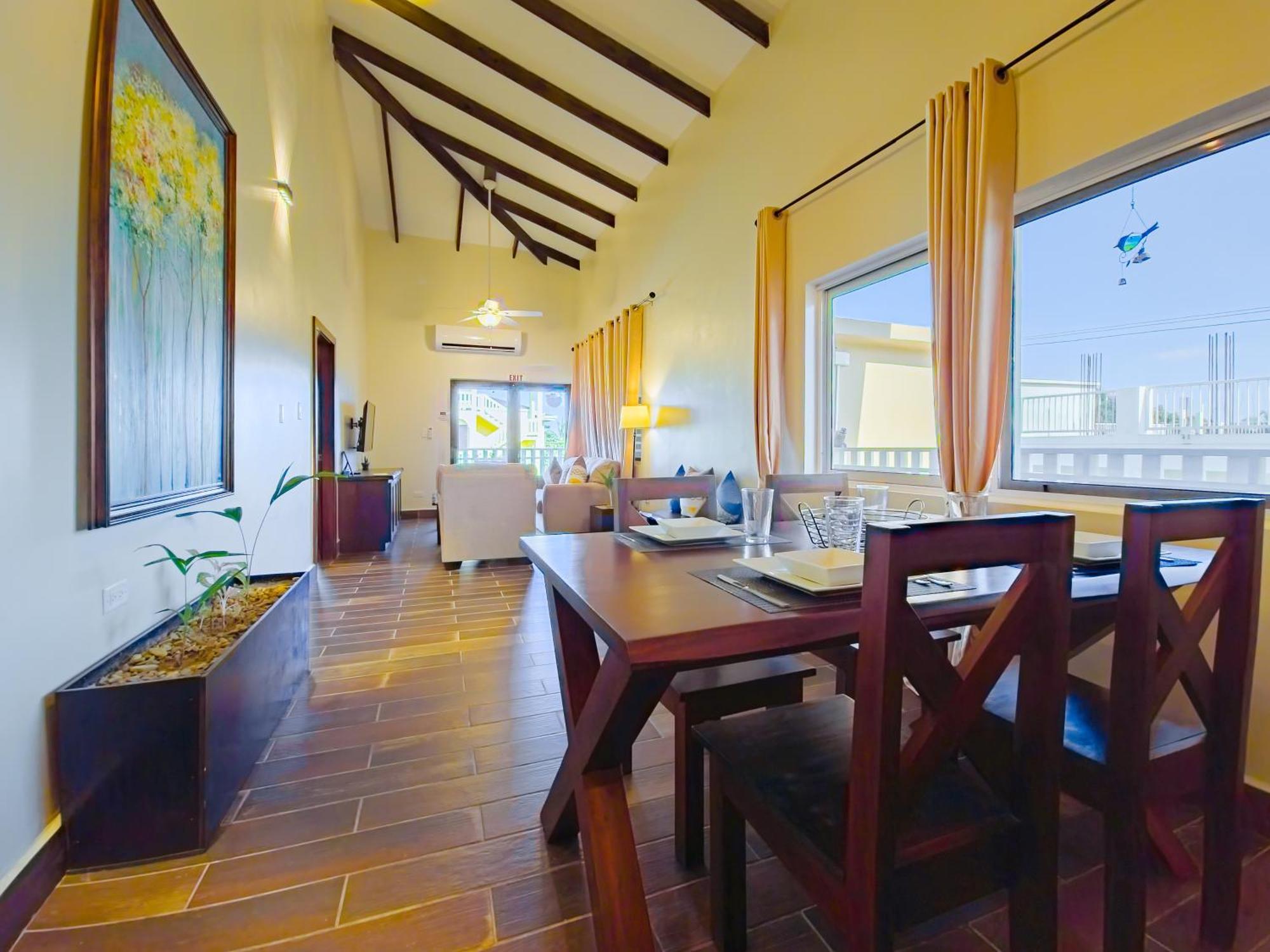 Louis' Apartments Placencia Luaran gambar