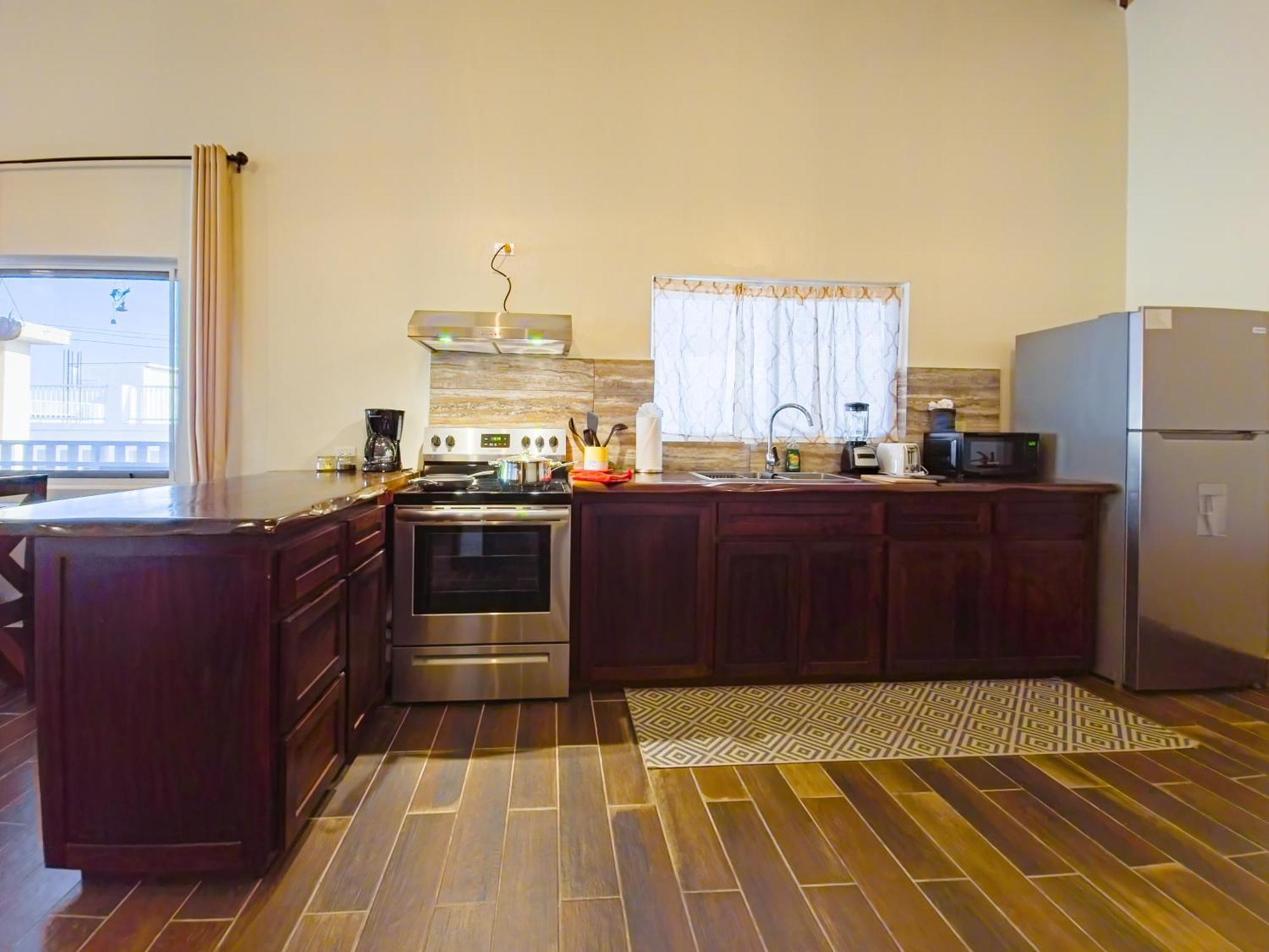 Louis' Apartments Placencia Luaran gambar