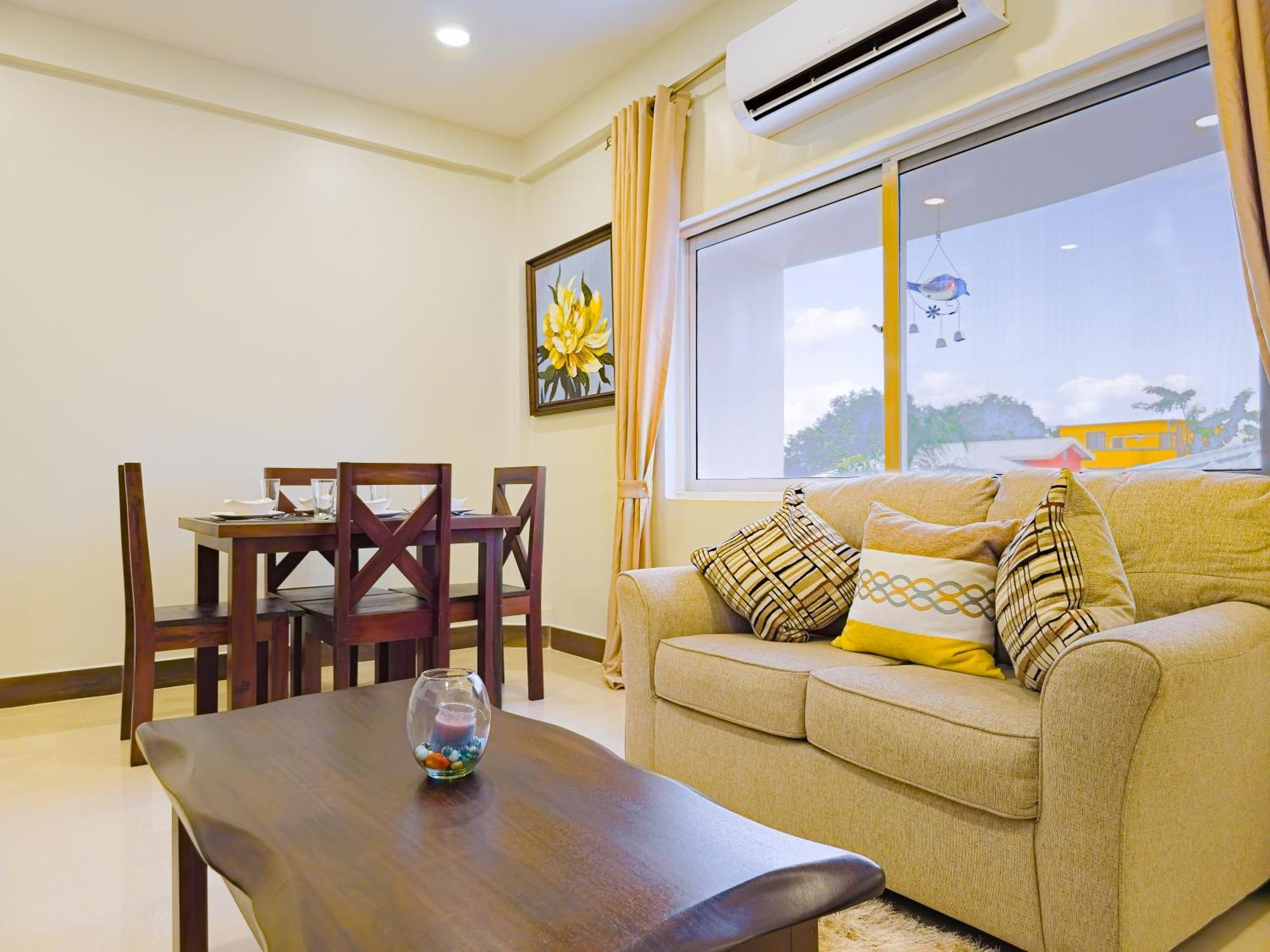 Louis' Apartments Placencia Luaran gambar