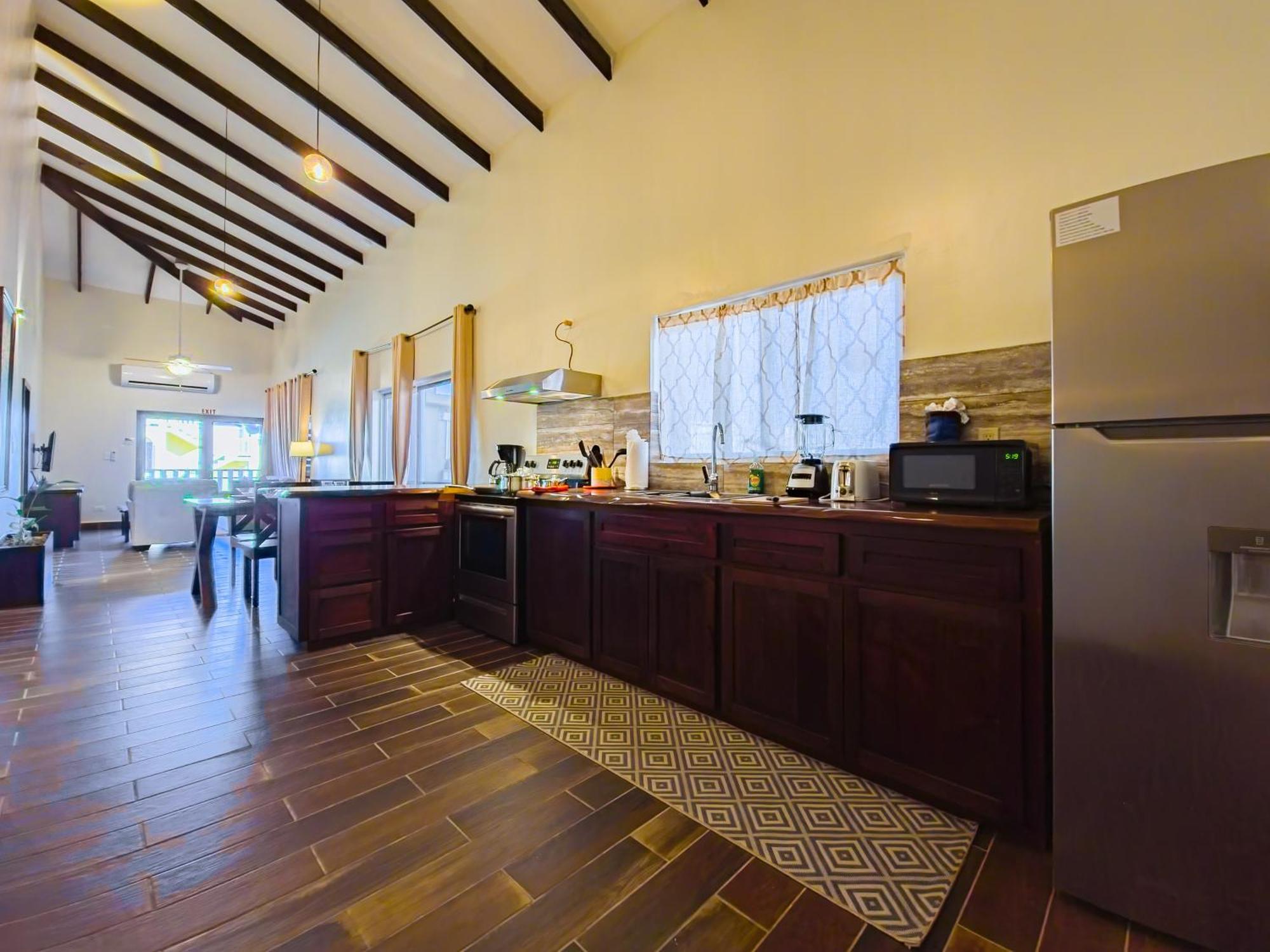 Louis' Apartments Placencia Luaran gambar