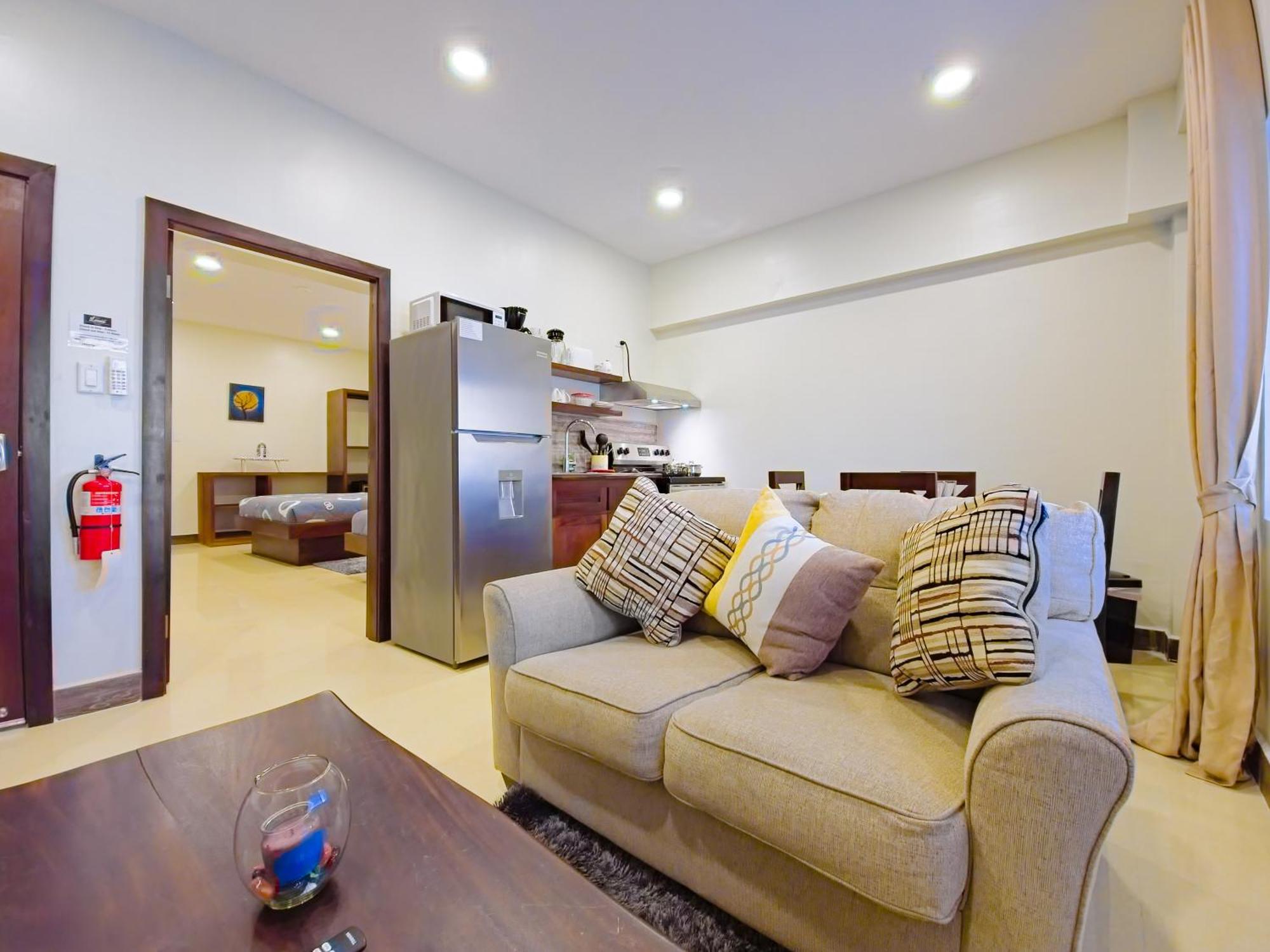 Louis' Apartments Placencia Luaran gambar