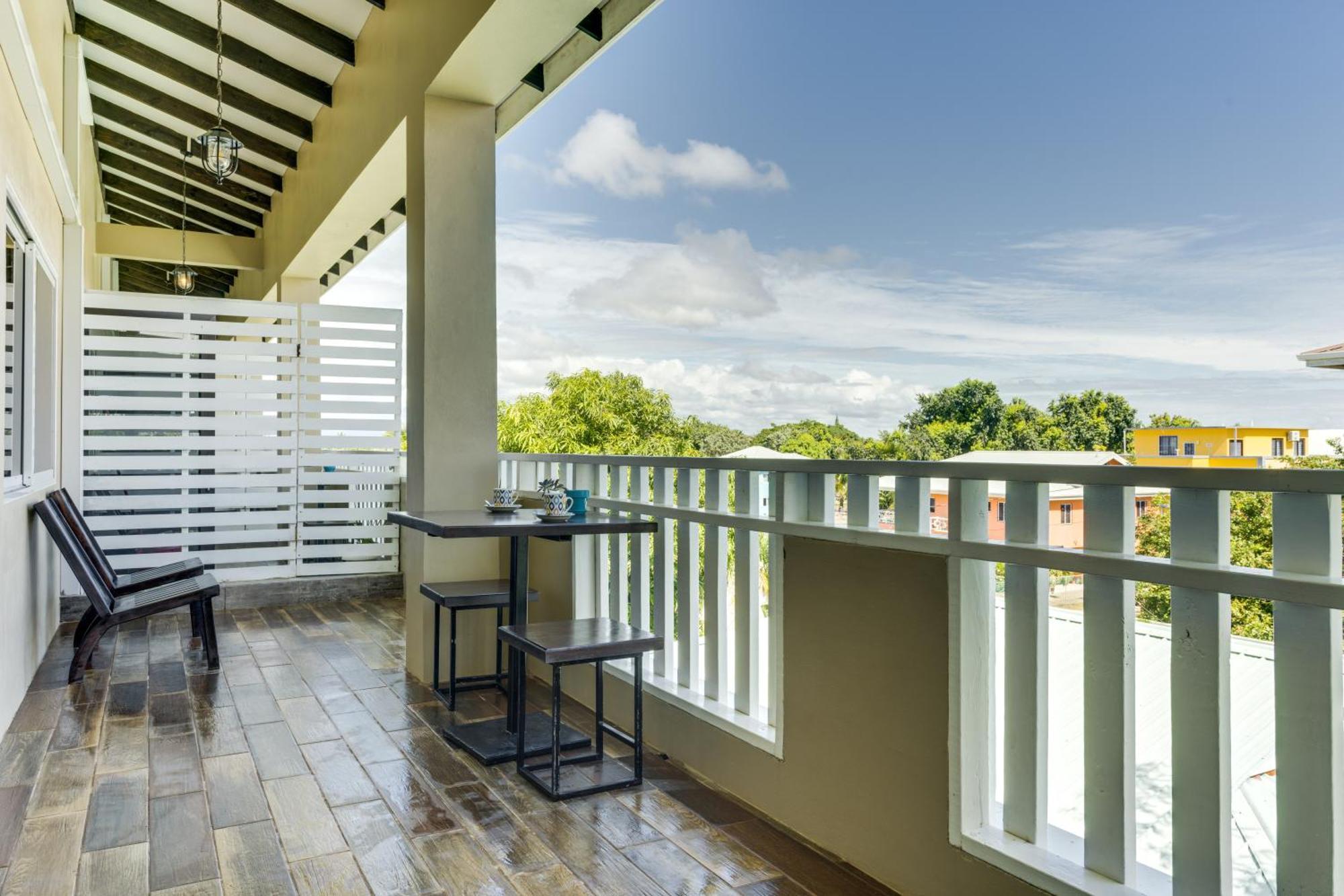 Louis' Apartments Placencia Luaran gambar