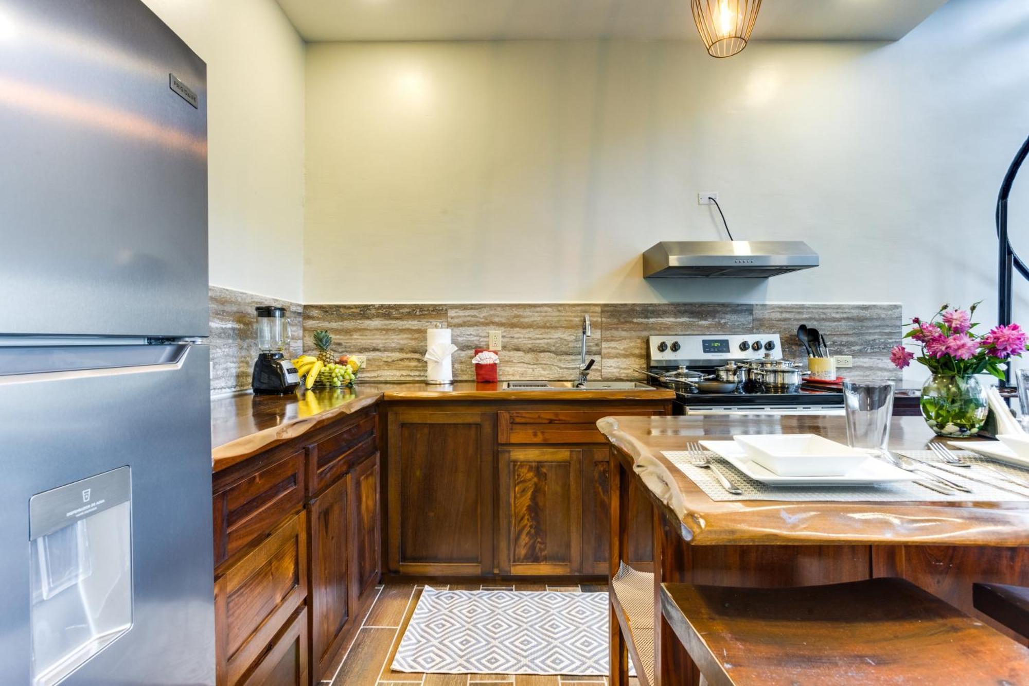 Louis' Apartments Placencia Luaran gambar