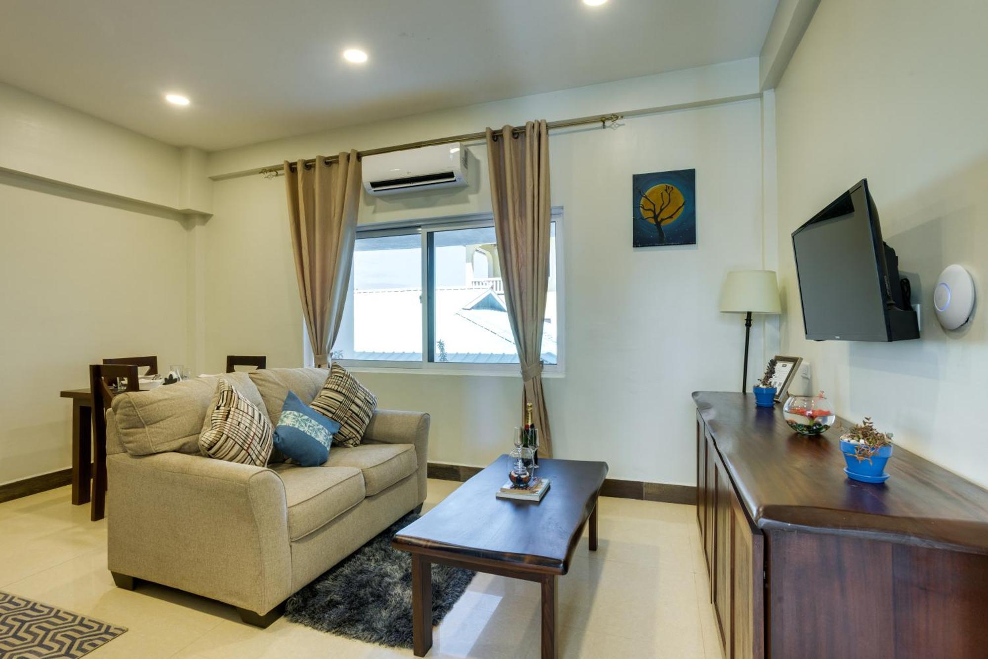 Louis' Apartments Placencia Luaran gambar