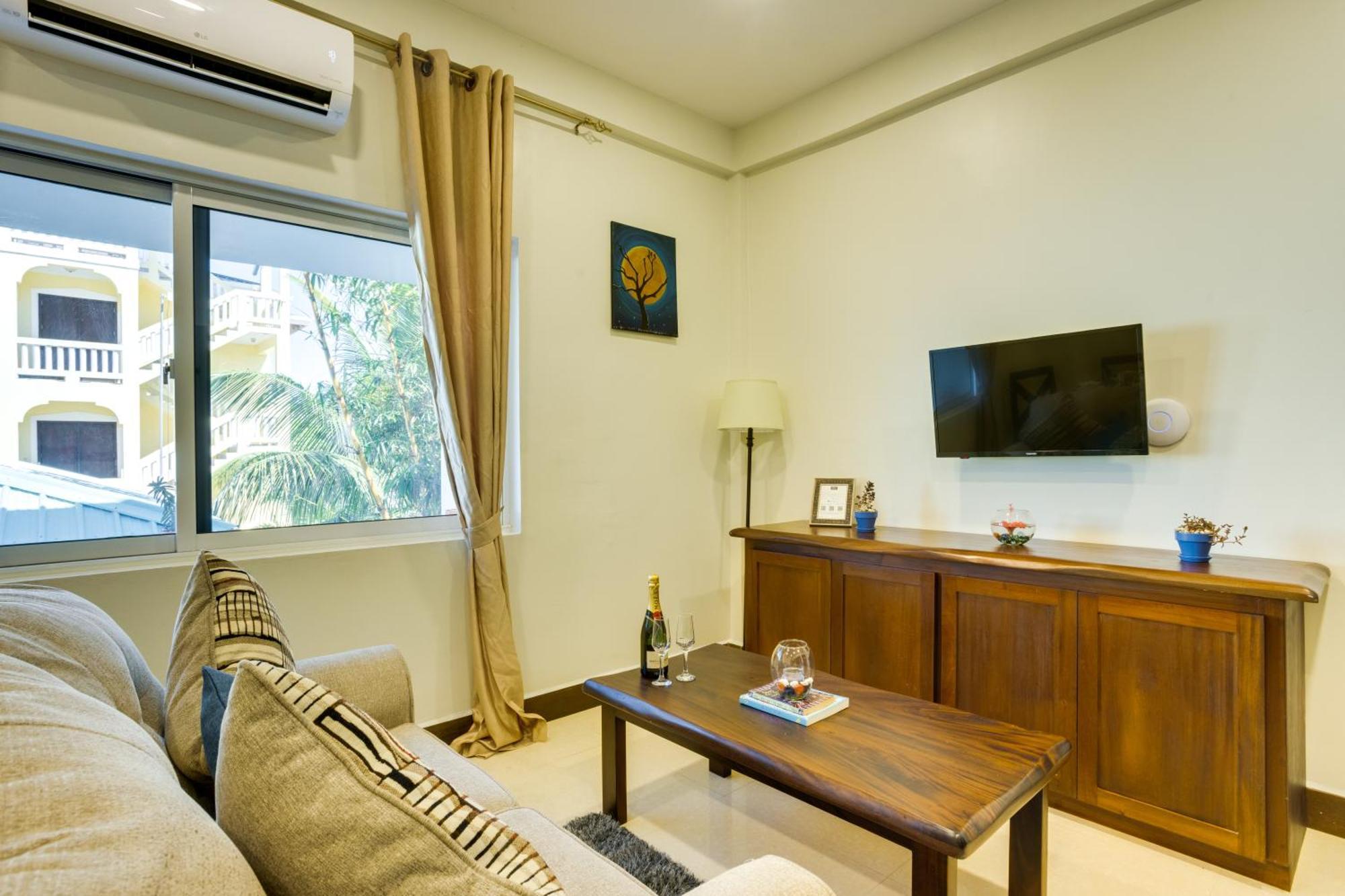 Louis' Apartments Placencia Luaran gambar